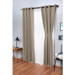 “Set Cortinas Sun Out – **filtro de luz elegante**”