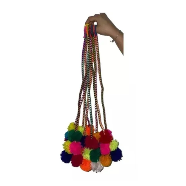 Pompon Nortino Artesanal - Imagen 2